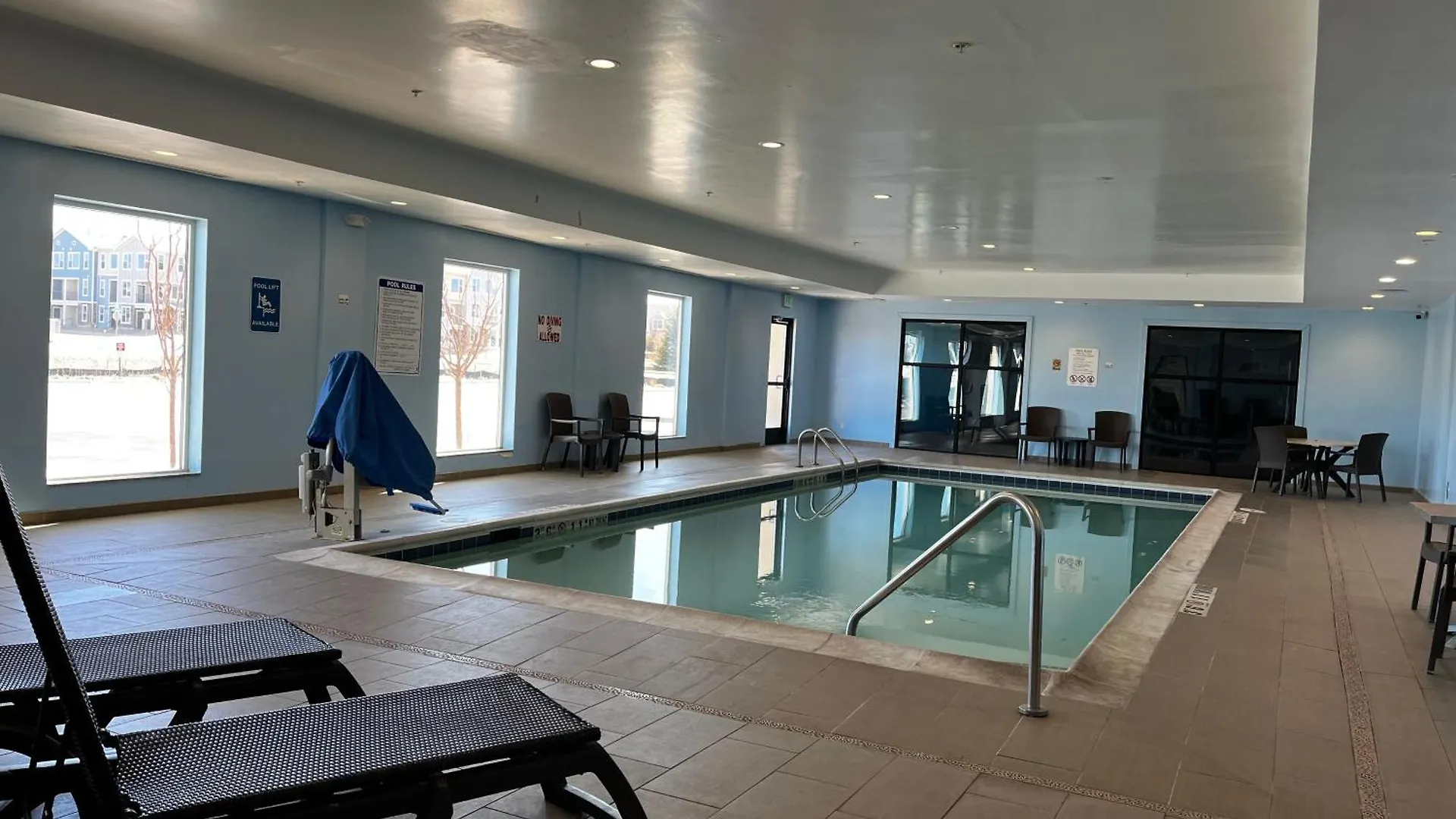 Hotel Comfort Suites Denver International Airport